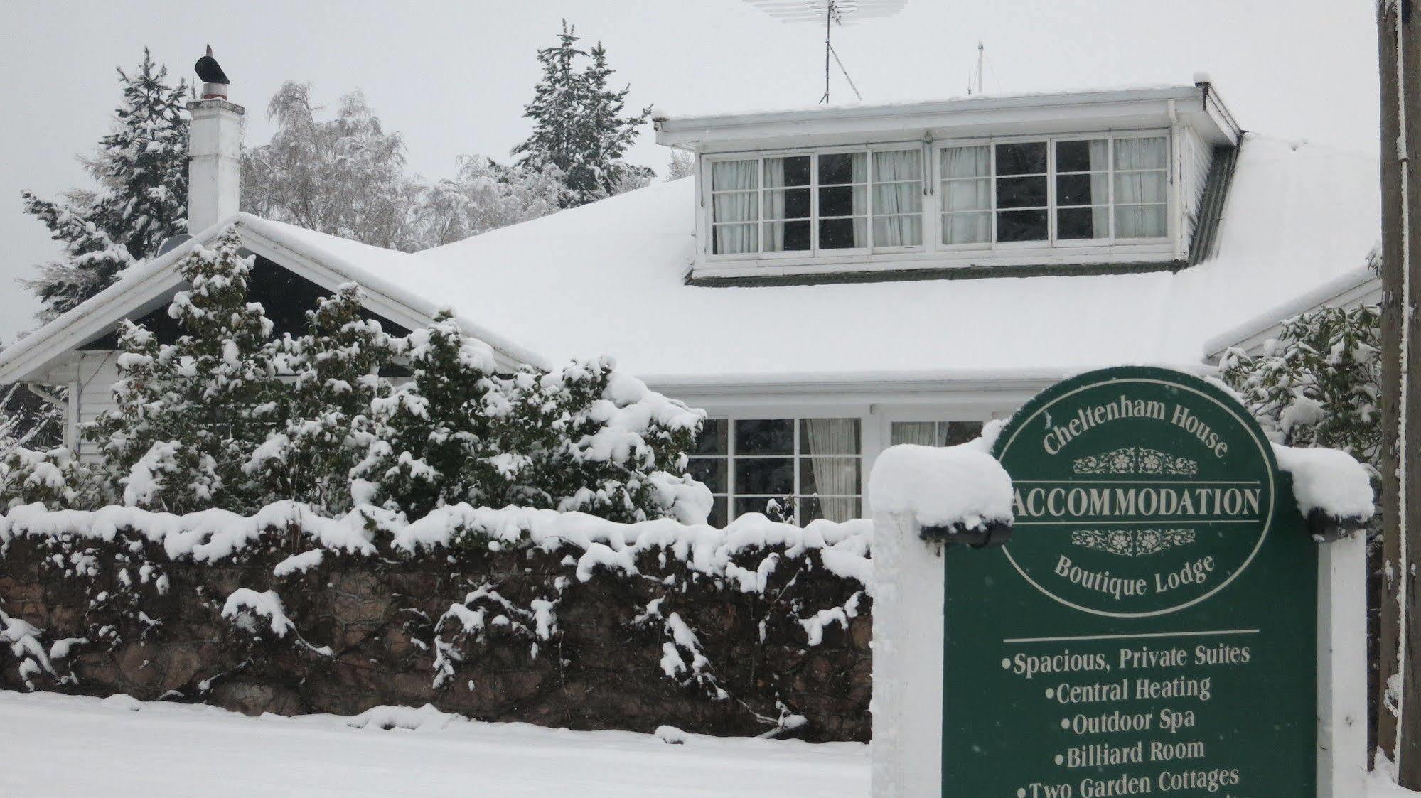 Cheltenham House แฮนเมอร์สปริงส์ ภายนอก รูปภาพ